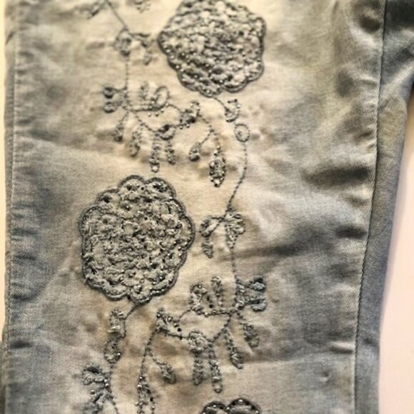 Bebe Embellished Skinny Blue Jeans - Size 31 - VGUC - Picture 7 of 8